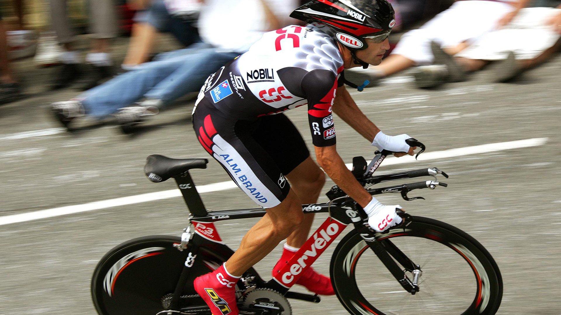 开云体育APP下载-双城记与铁血斗牛士，当英超绞杀遇见西班牙式智慧足球